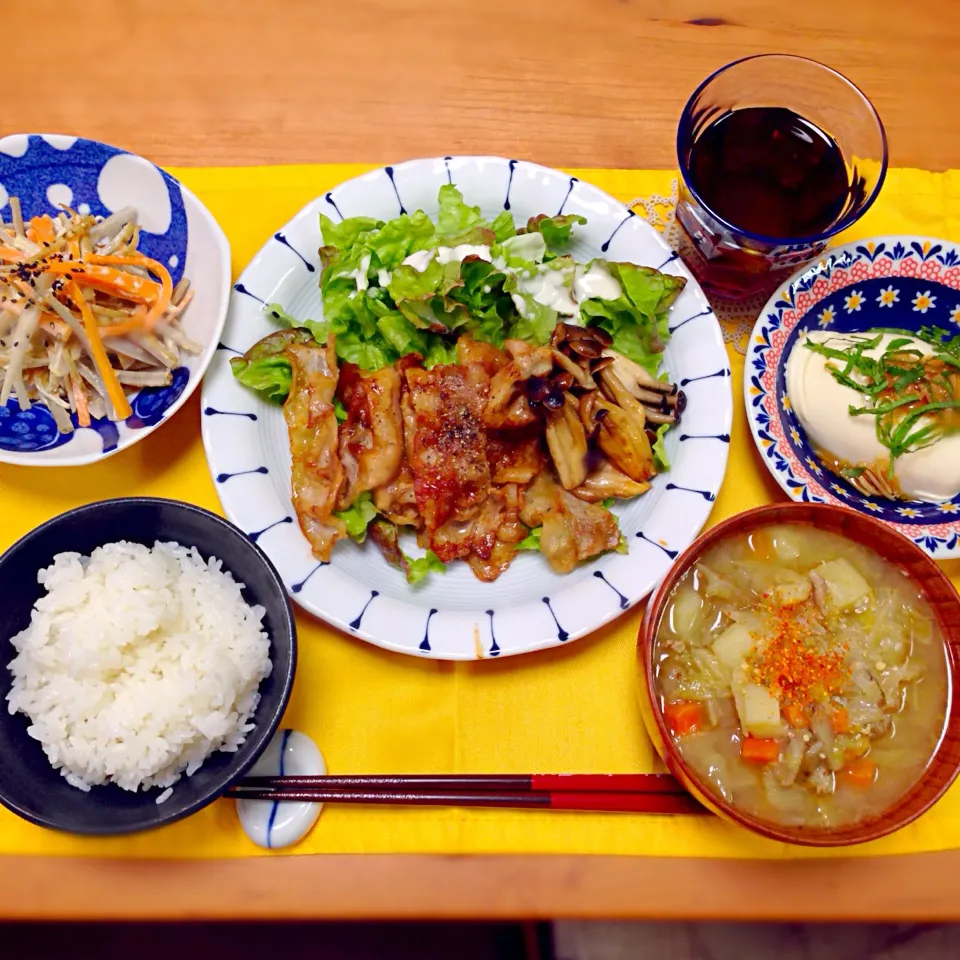 今日の夜ご飯は豚汁と生姜焼き定食☆2015/03/24|☆*yuko's kitchen*☆さん