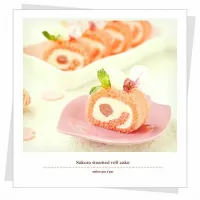 Snapdishの料理写真:たっぷり生クリームとちょこんと桜餡を蒸しケーキでくるくるくる♪
桜ののほわほわプチロール♡