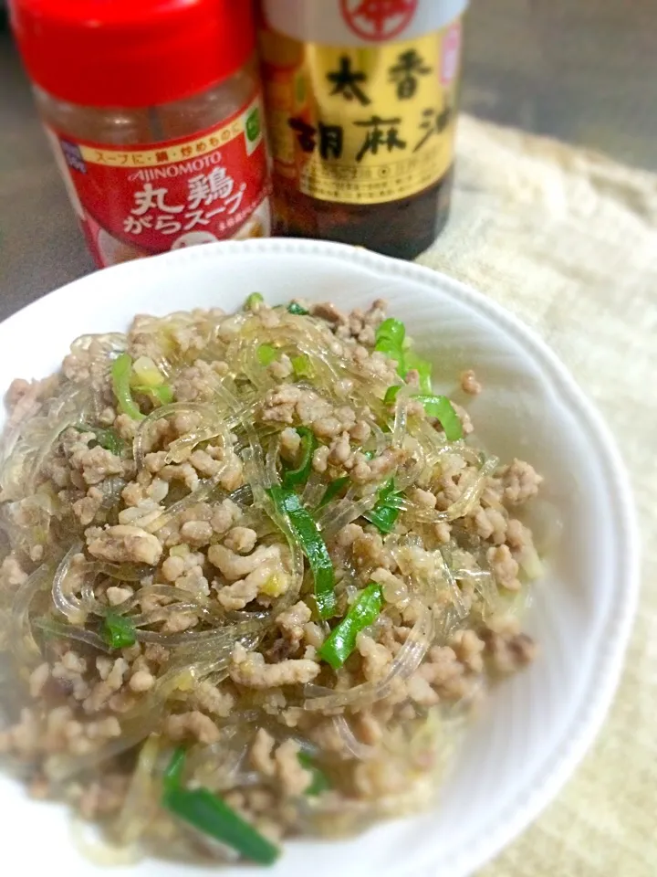 Snapdishの料理写真:春雨と豚ひき肉の中華風炒め♪|あまねこ🌿さん