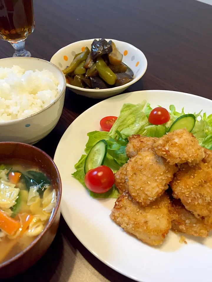 鶏の胡麻パン粉焼きの晩ご飯|mikaさん