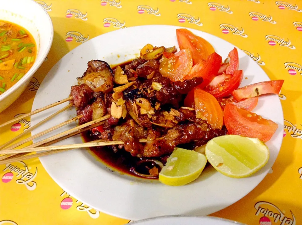 Sate Kambing|Bambang Budiono Tjioさん