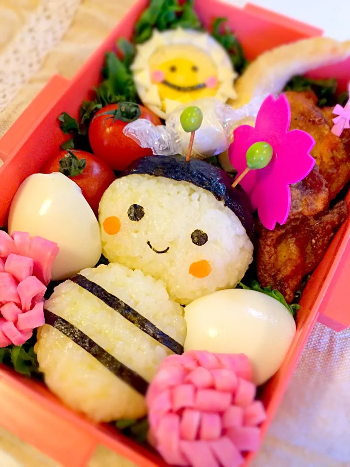 みつばち🐝お弁当🌸|Yuki Kawasumiさん