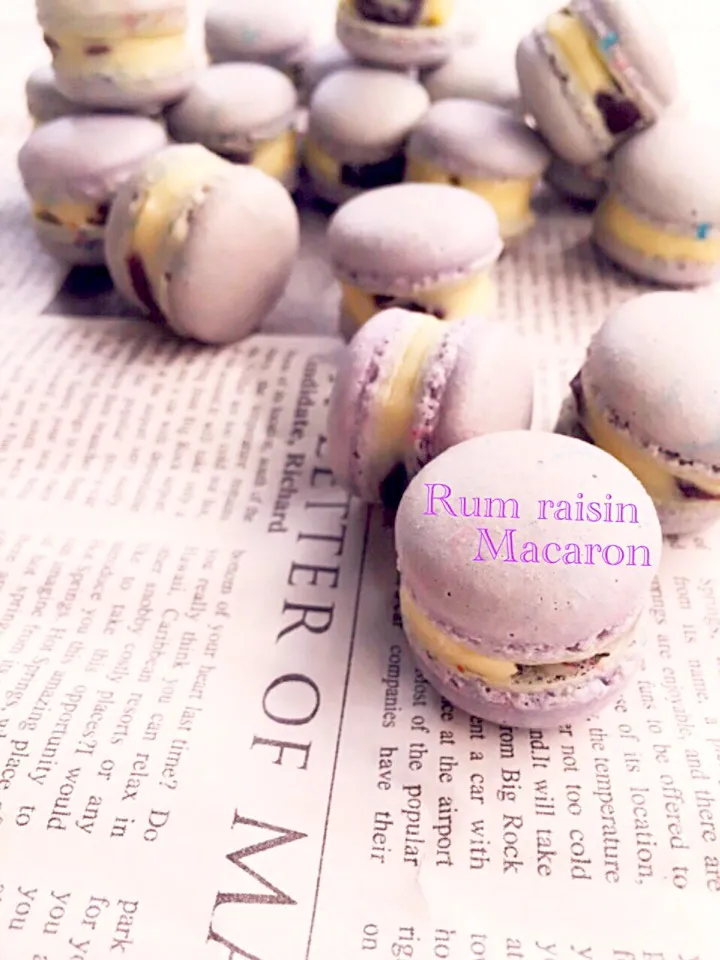 Snapdishの料理写真:Rum raisin Macaron🍇|サクラさん