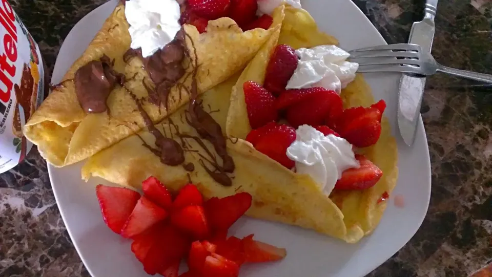 Snapdishの料理写真:Homemade french crêpes|paulaさん