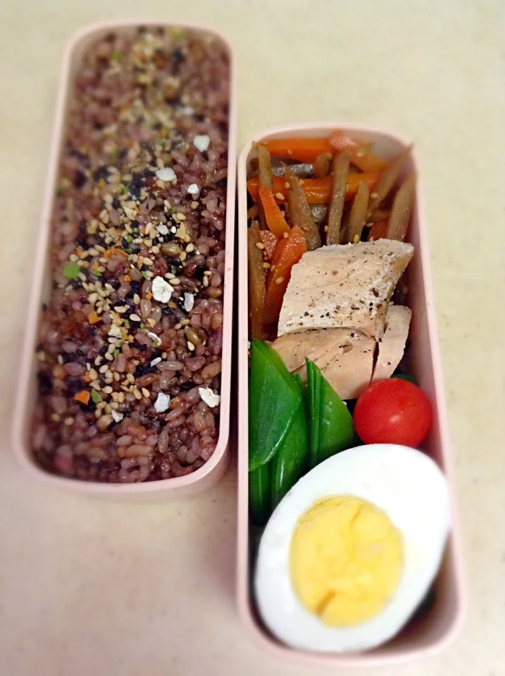 Snapdishの料理写真:Today's lunch box. 玄米にもち米と黒米いれて炊いたらもちもちぷちぷち食感楽しい♪(^-^)|hoppycowさん