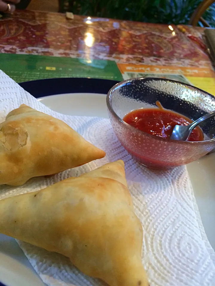 Snapdishの料理写真:veg samosa|Akemi Funakiさん