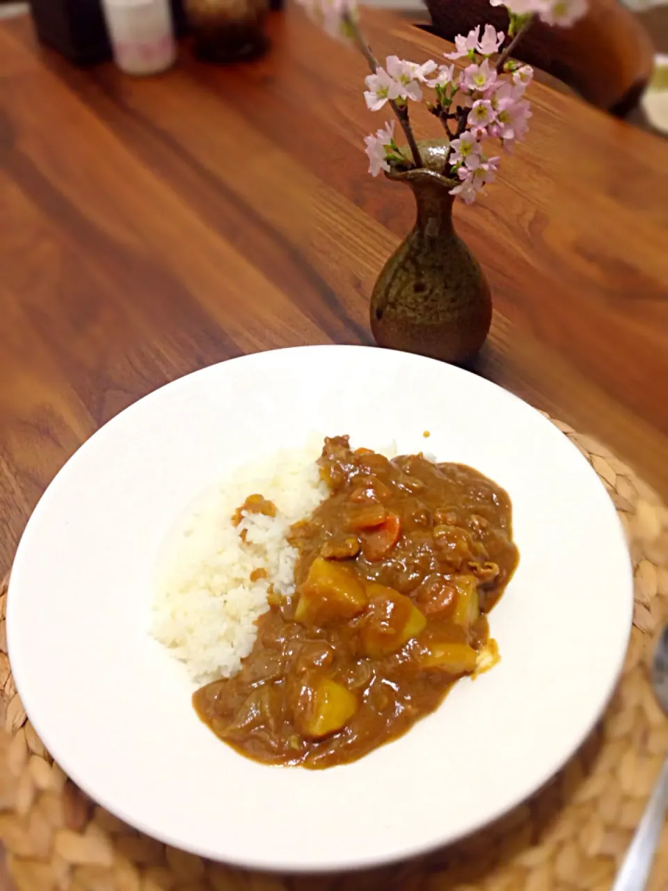 Snapdishの料理写真:カレーライス🍛|Akane Nefertjさん