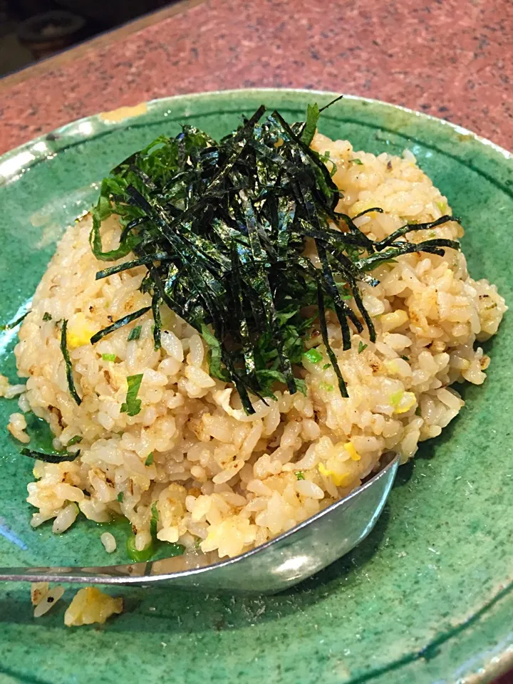 ガッツリにんにく焼き飯！と赤のいっこもん。|Tomomi Booさん