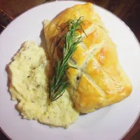 Beef Wellington with Mushroom and Spinach filling|adrianus oetomoさん