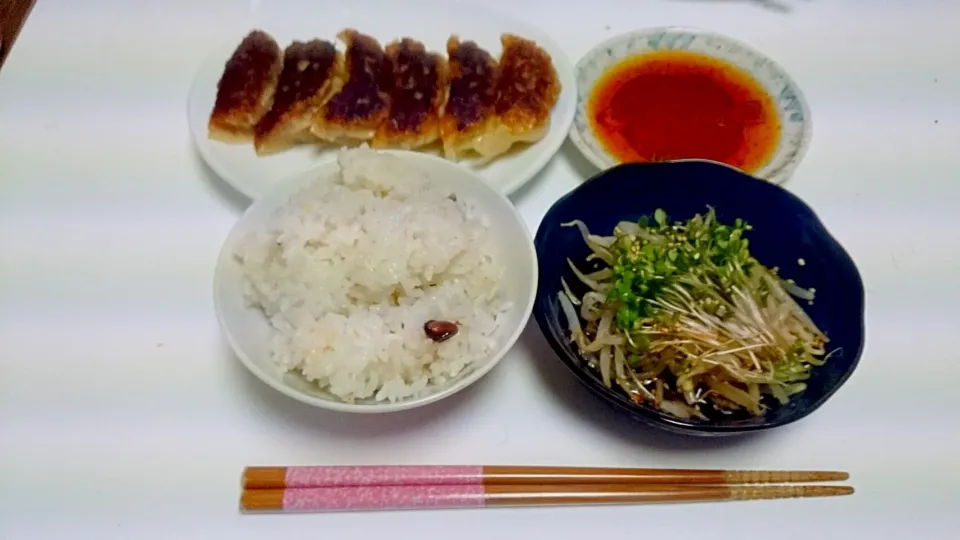 Gyoza Lunch set at home..❤❤❤|マリアさん