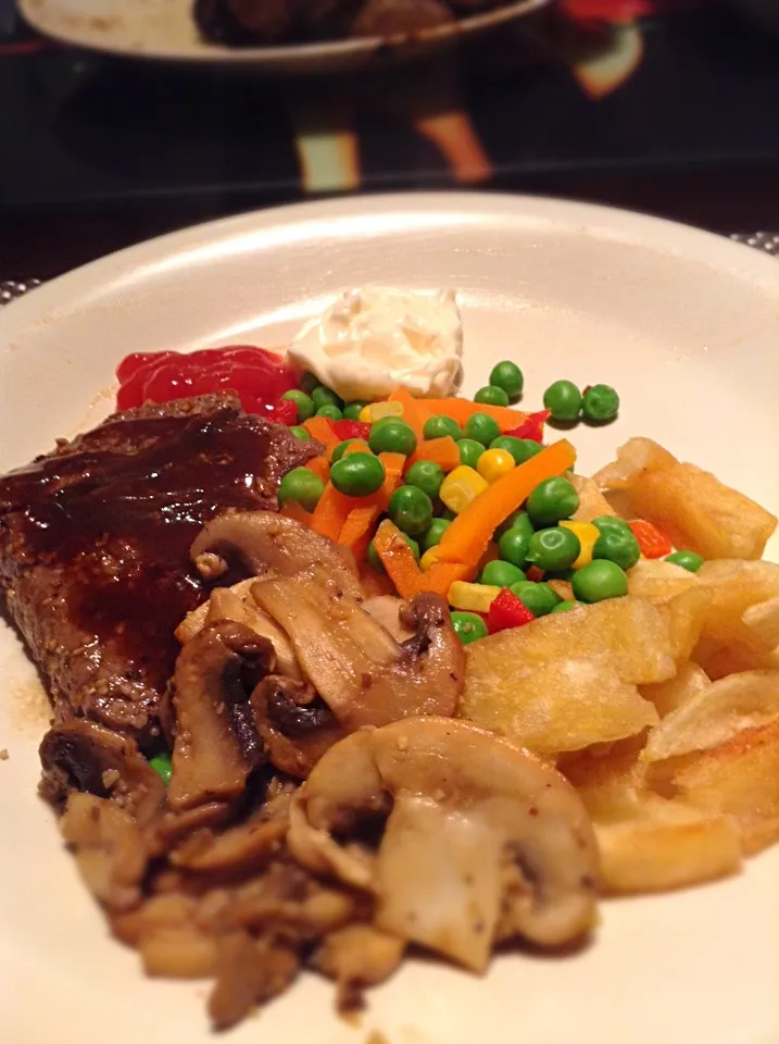 Steak and chips|Jasmin Palmerさん