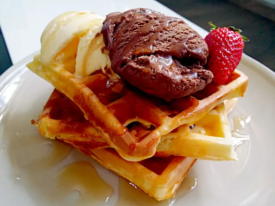 Morinaga Waffles ice cream 😍💋👅|🌷lynnlicious🌷さん