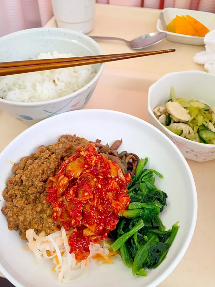 2015/3/26 お昼ご飯 チャンジャビビンバ。|中華蕎麦 銀時さん