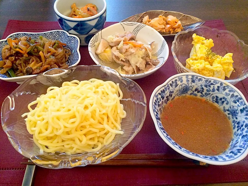 つけ麺   チャプチェ   煮物  サーモンのバター炒め   卵サラダ   豚の塩麹炒め|NAKATAさん