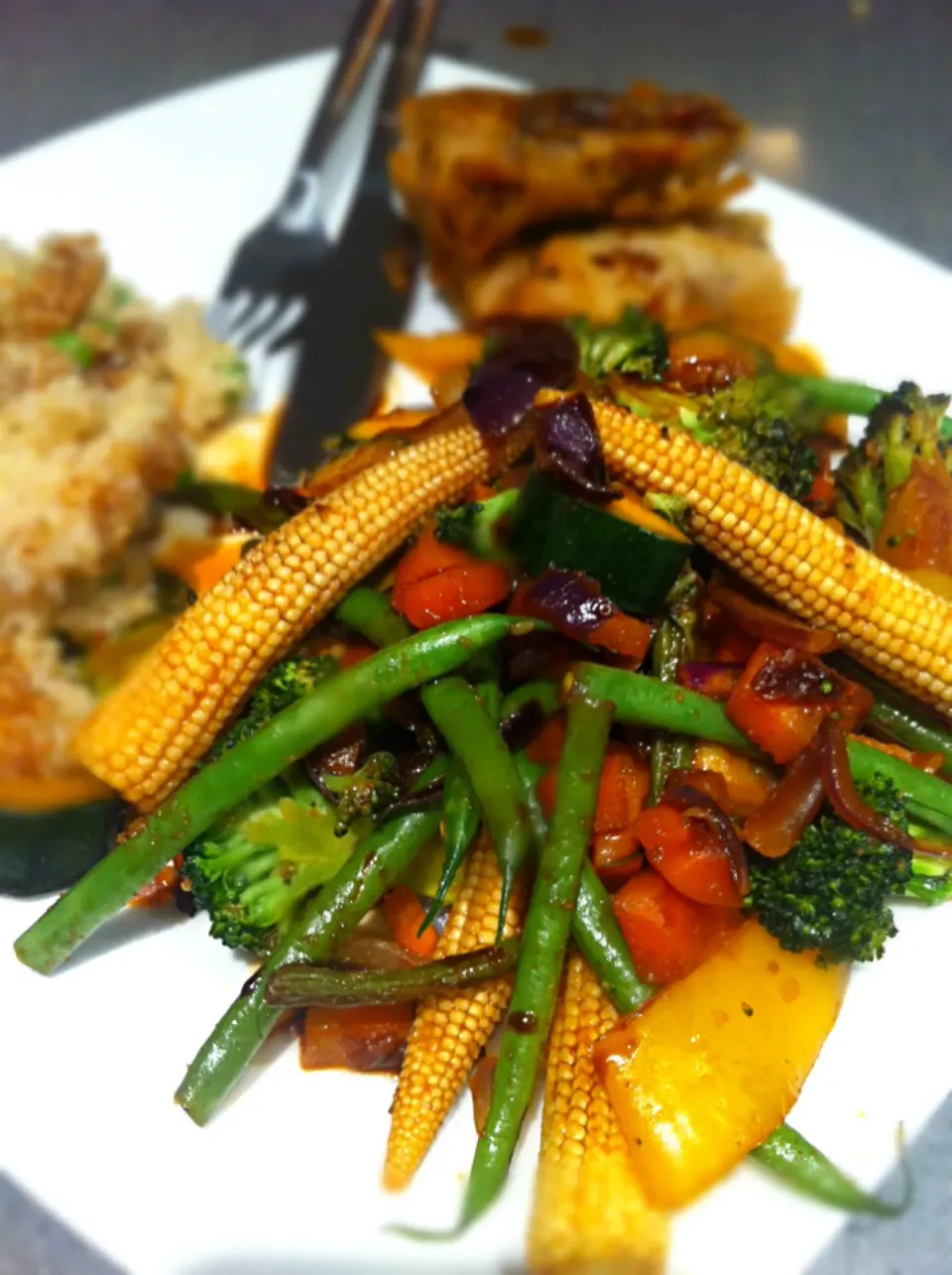 Vegetarian dinner - stir-fry with quinoa and vegetable spring rolls|🍓Jolejo🍓さん