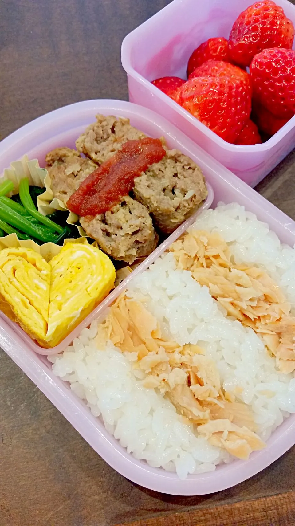 長女お弁当☆鮭ほぐしは佐藤水産♥|unotacoさん