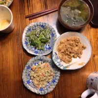 キムチ納豆
青菜の付け出し
ワカメ味噌汁
おから|Takumi Tanigawaさん