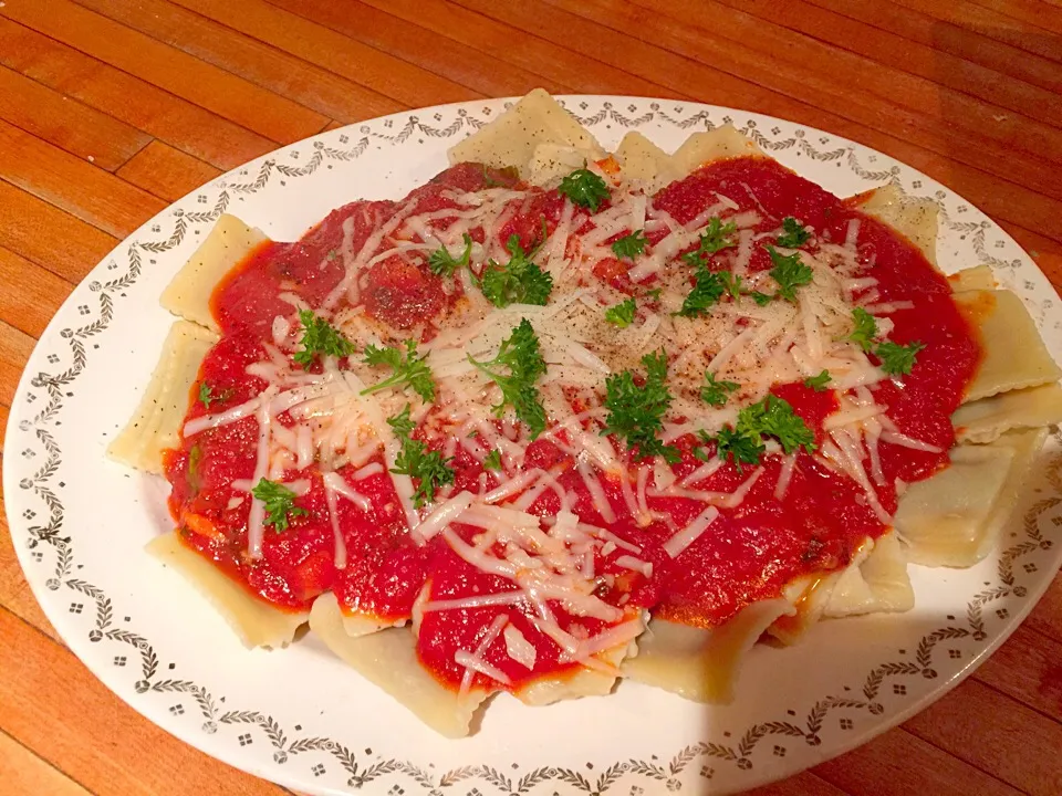 Snapdishの料理写真:Meat ravioli homemade sauce|Michele Fortunatiさん