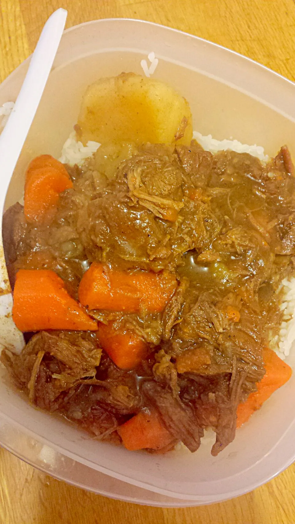 Snapdishの料理写真:Beef stew 3/26|Chubbyさん