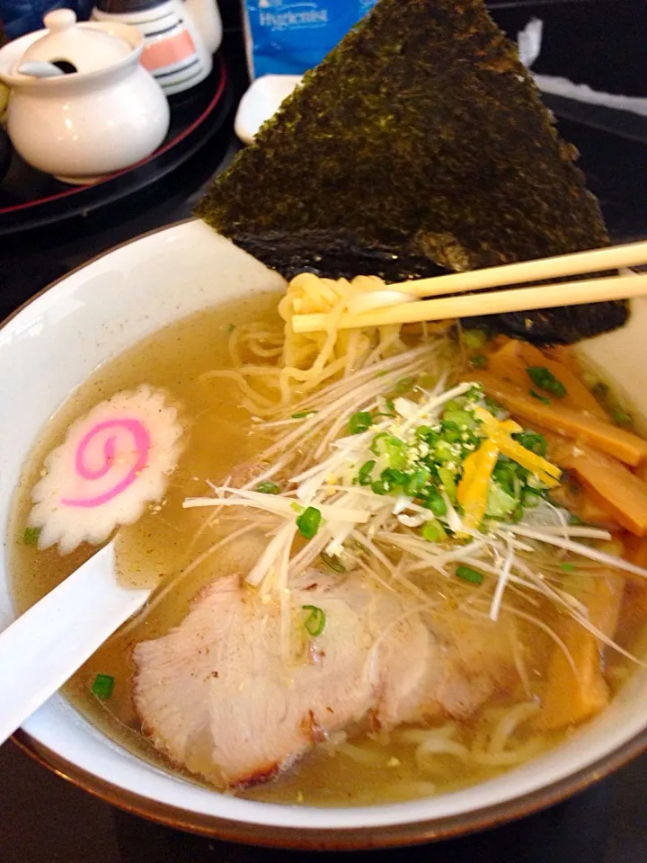 Snapdishの料理写真:ゆず塩ラーメン|浦野さん