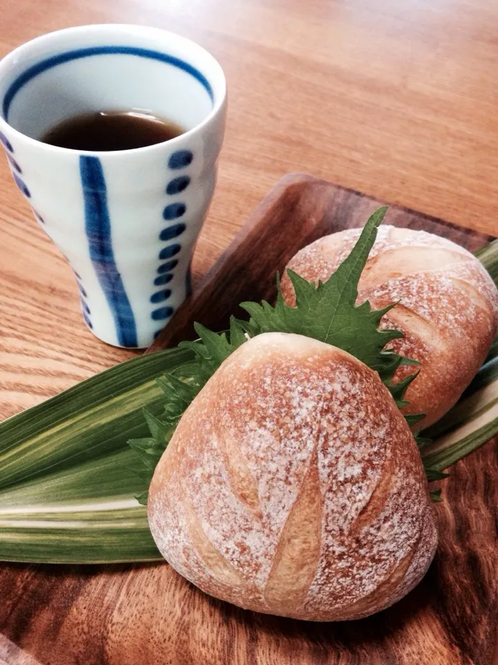 tamaさんの料理 カンパーニュ風…  さっくり胡麻入りでおにぎりパン ヨーグルト酵母で|nononkoさん