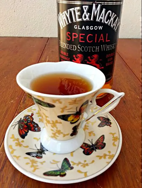 Snapdishの料理写真:Whisky Tea #Tea #Alcohol #Drinks #Snack/Teatime 😋 💯 😋|Alisha GodsglamGirl Matthewsさん