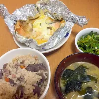 鮭のホイル焼き れんこんの五目ごはん|みいめろさん