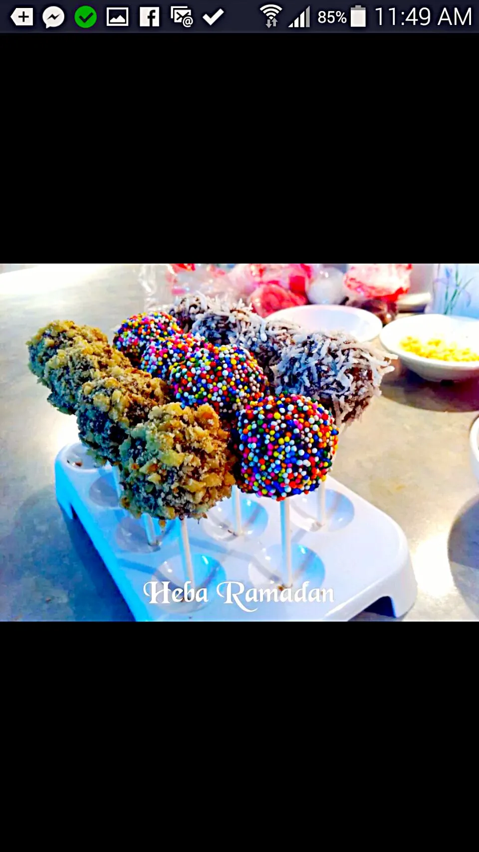 cake pops- coconut, walnut and sprinkle|hebaさん