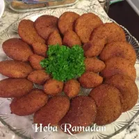 deep fried kibbeh (bughul dough stuffed with ground beef and walnut)|hebaさん