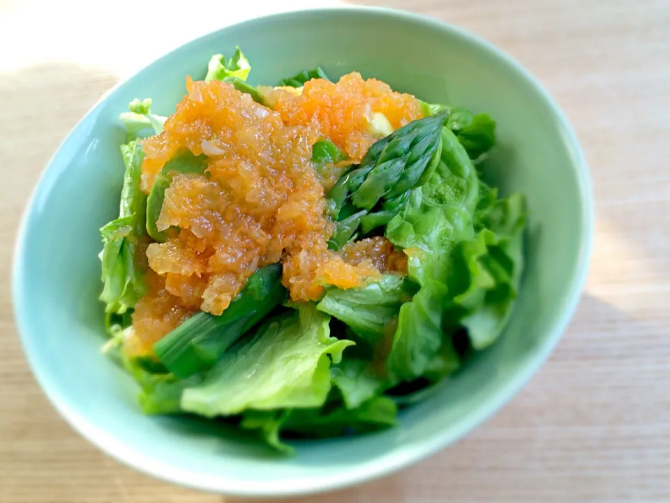 Snapdishの料理写真:ひかりママ＊さんの野菜もりもり食べれちゃう♡すりおろしドレッシングで、グリーンサラダ|ぷにさんさん