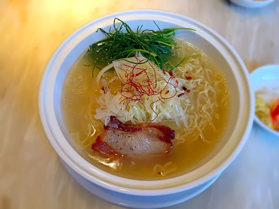 Snapdishの料理写真:イベリコ豚ラーメン|mocoさん