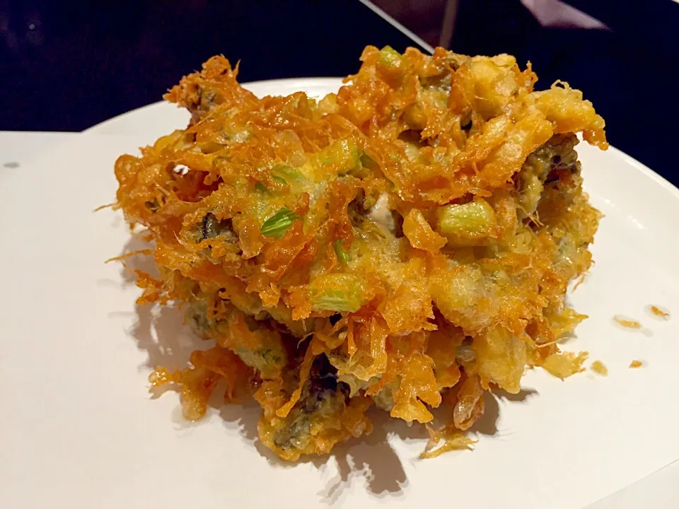 Snapdishの料理写真:Deep fried oyster and egg|Sky Blueさん