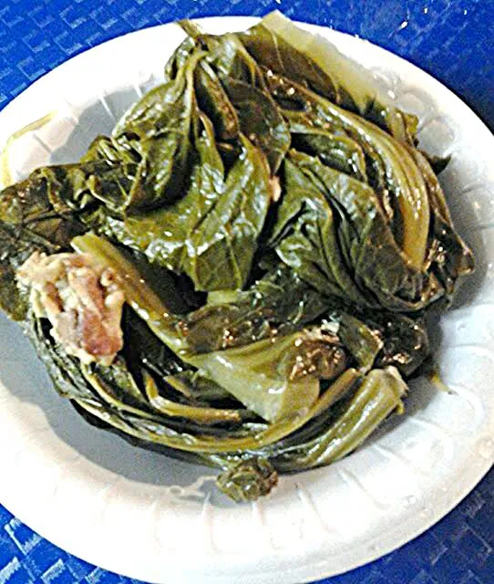 Snapdishの料理写真:Mustard Greens with Smoked #Pork at Sharon's Kitchen #Lunch #Box lunch/Deli #Cafeteria/Canteen #Vegetable #Side dish 😆 😆 😆|Alisha GodsglamGirl Matthewsさん