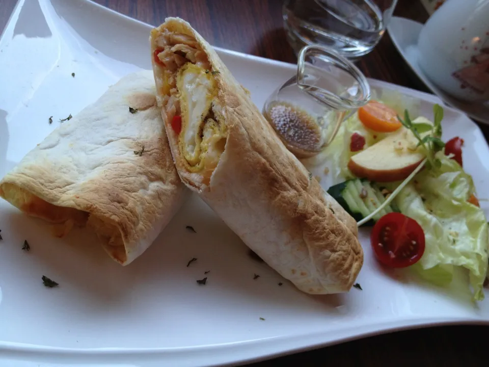 Crispy chicken Burrito|Elaineさん