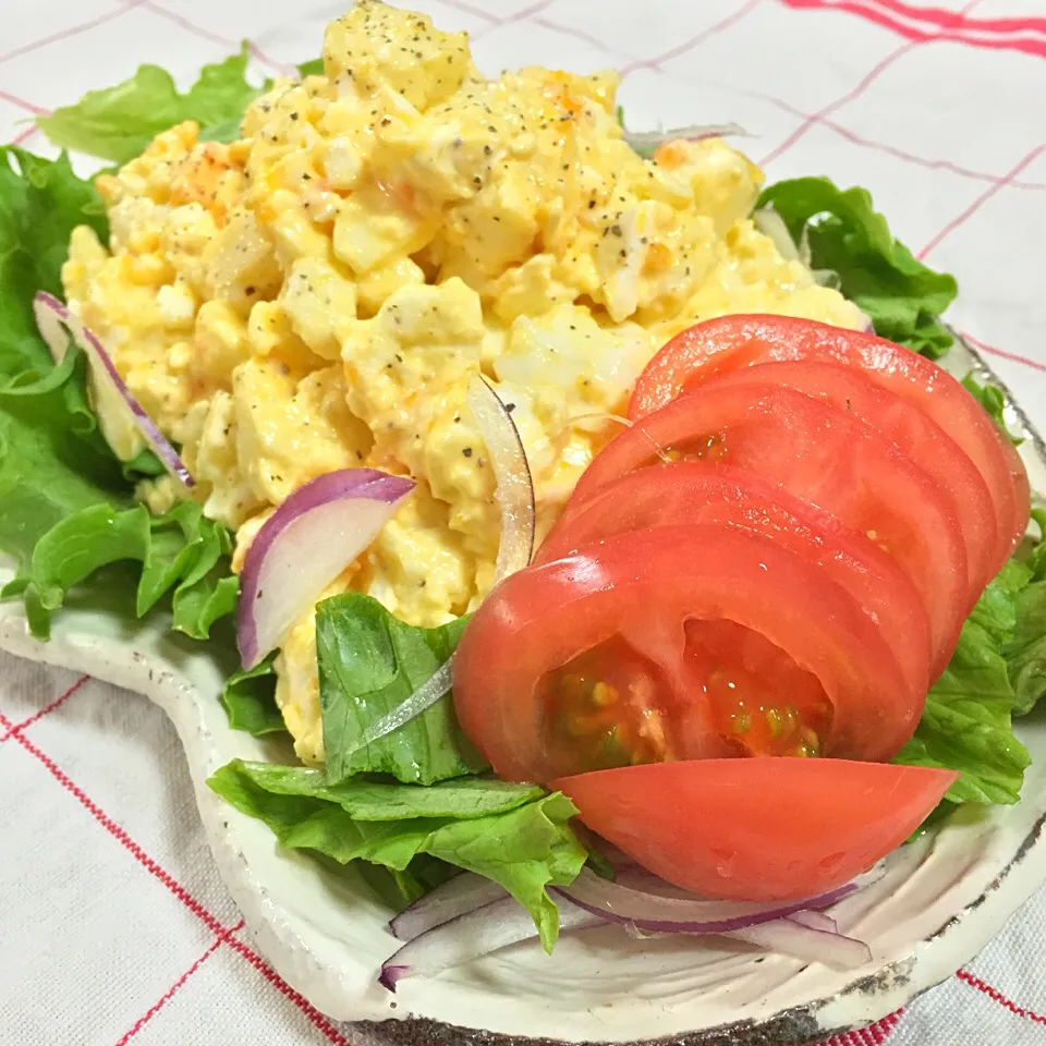 リピ❗️ チョス ♪さんの料理 ✨ハンペンの卵サラダ✨と✨砂肝アヒージョ✨|アッツさん