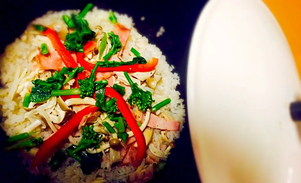 Dutch oven de steamed rice with seasonal vegetables&mushrooms|Masakiさん