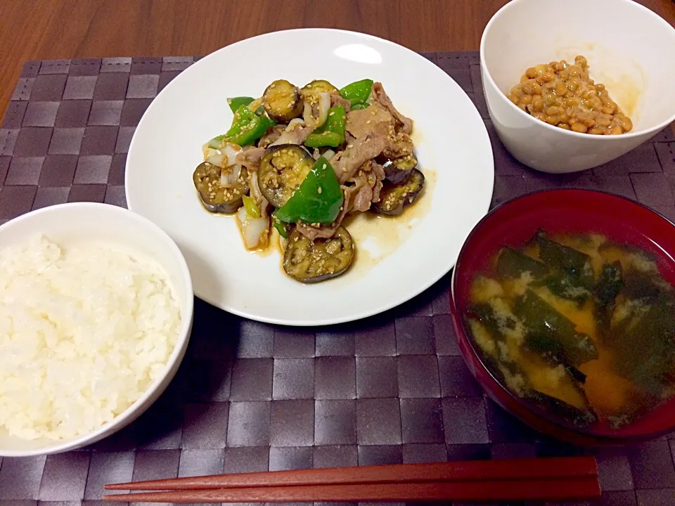 ナスとピーマンと豚コマの胡麻味噌炒め|Koichi GOGOさん