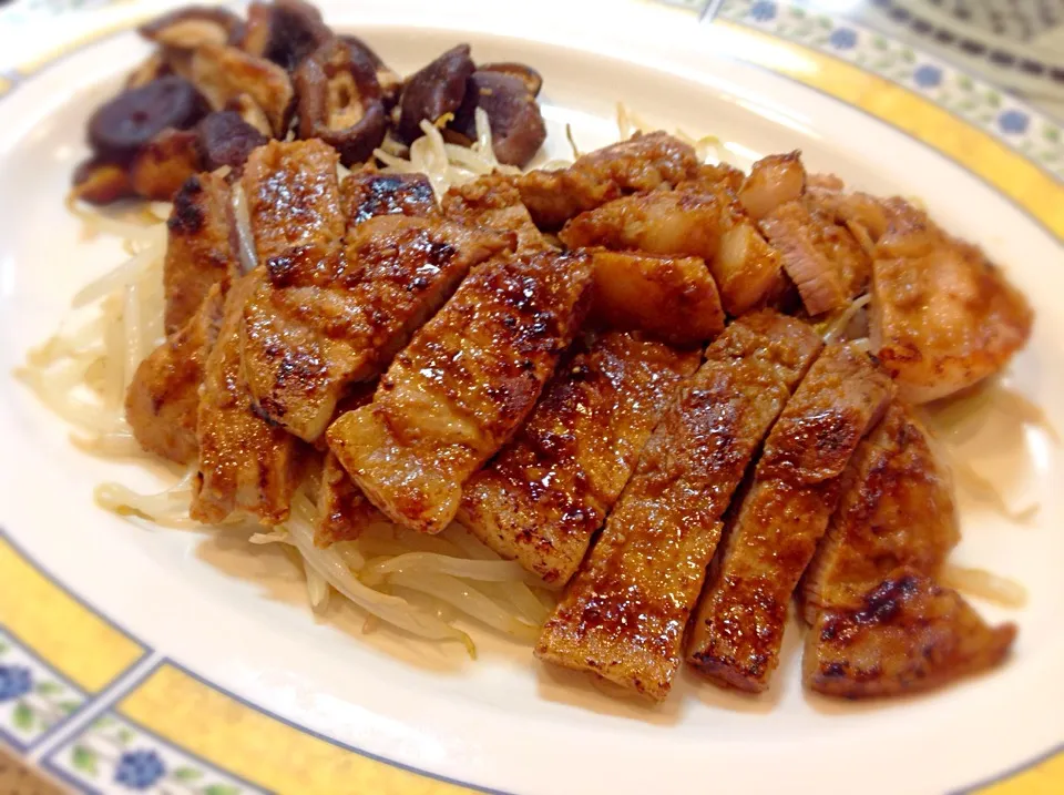 Snapdishの料理写真:今宵のメインディッシュ😋「トンテキ🍴」|アライさんさん