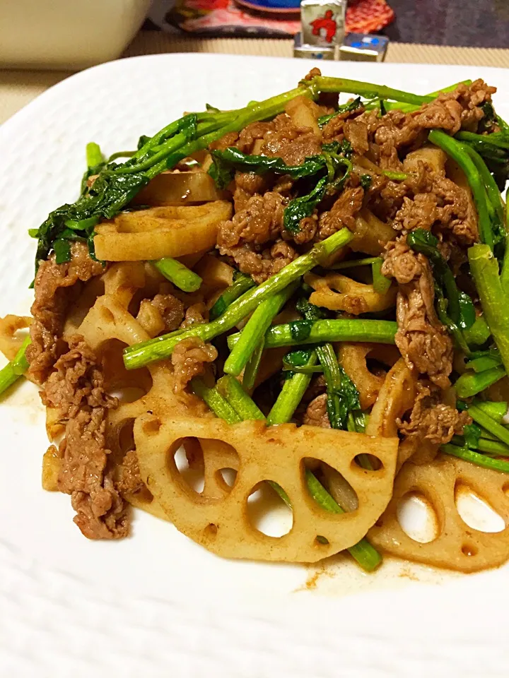 レンコンと牛肉のバルサミコ炒め|ほっけまんさん