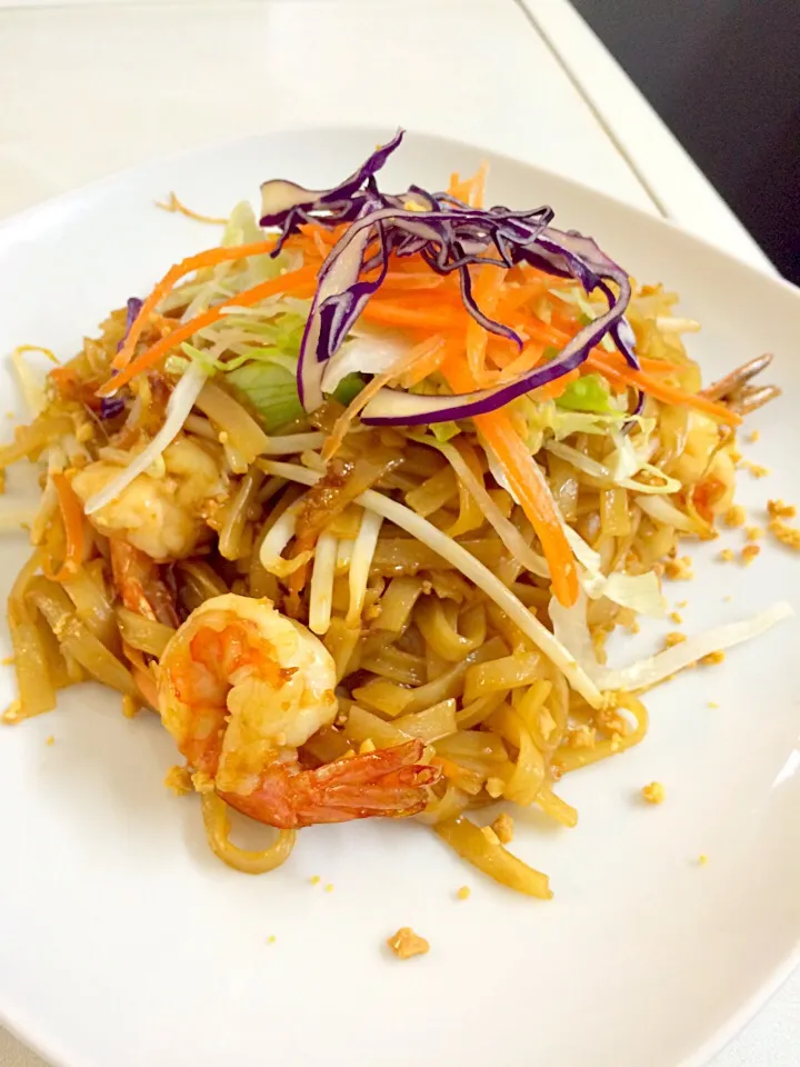 Prawn Pad Thai|Koi Jeerananさん