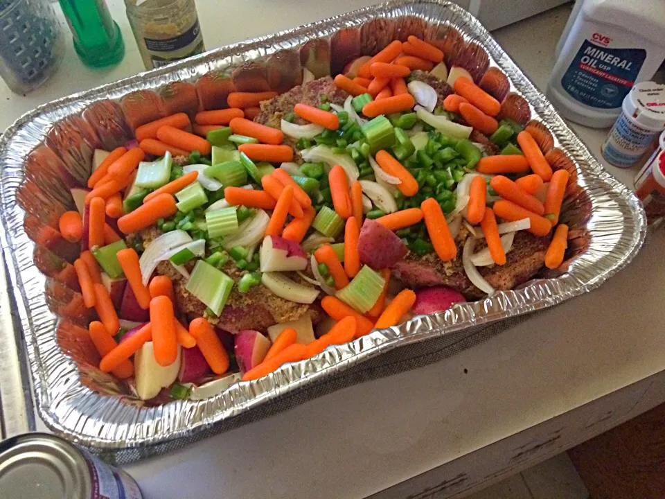 Beef roast ,celery ,potatoes & carrots|amaja bryantさん