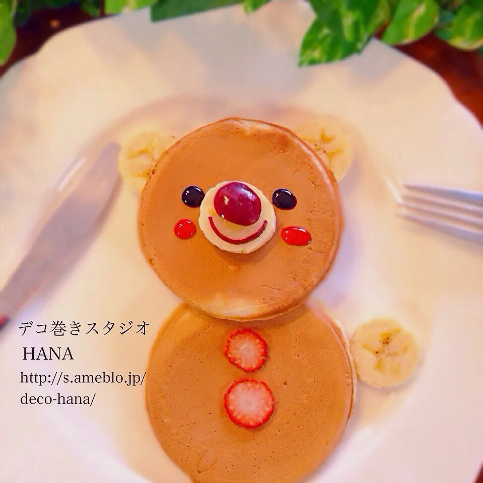 Snapdishの料理写真:くまさんのお絵かきパンケーキ|さとみ (satomi_foodart)さん