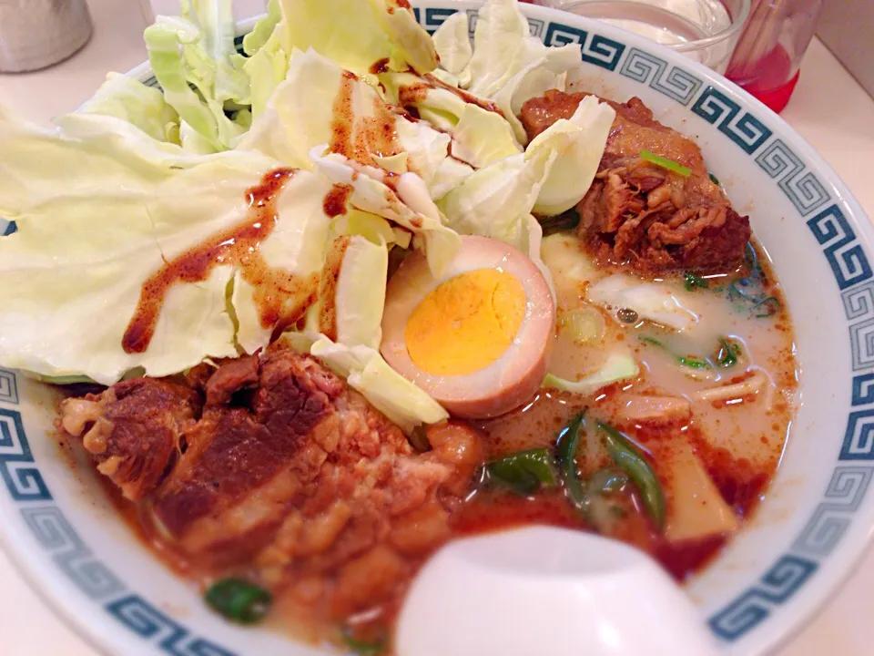 Snapdishの料理写真:桂花ラーメン@新宿 ¥980|ま〜ちんさん