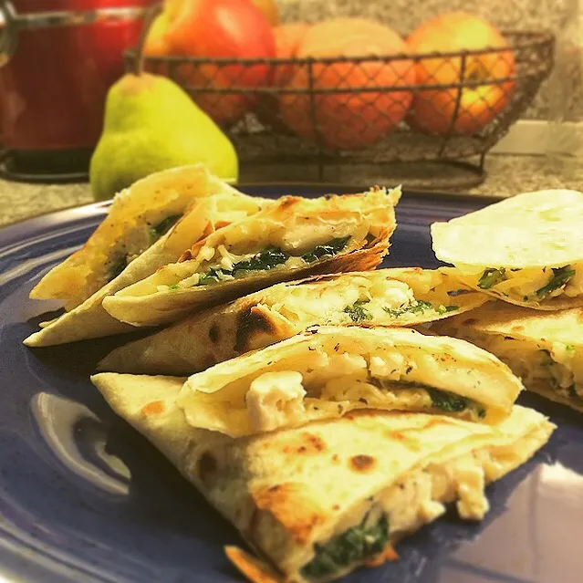 Spinach, Feta and Pear Quesadillas. ほうれん草、フェタチーズと洋梨のケサディーヤ|Yuka Nakataさん