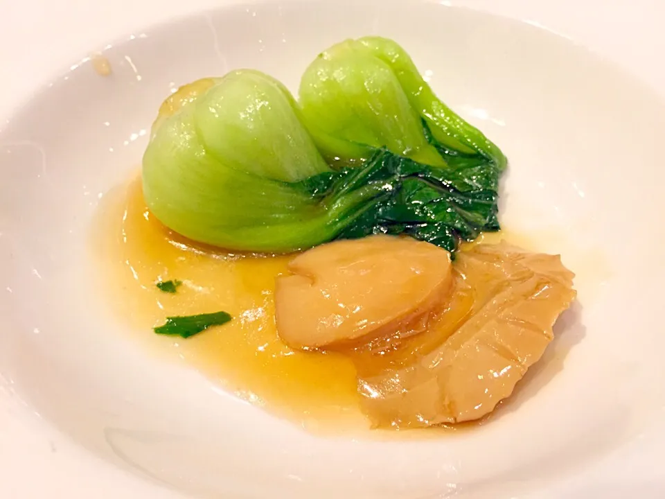 Snapdishの料理写真:Braised sliced abalone with seasonal vegetables|Sky Blueさん