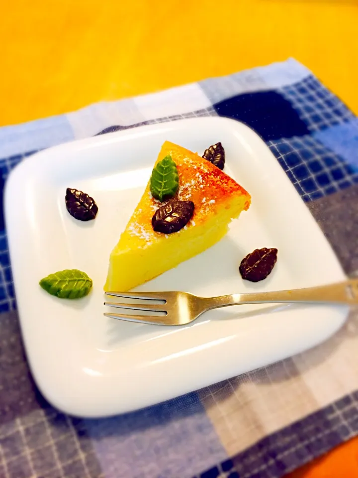 Snapdishの料理写真:ともさんの料理 ワンボウルで☆水切り不要ヨーグルトとHMで簡単抹茶のベークドチーズケーキ～|☆マミ☆さん