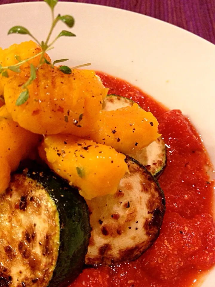 Pumpkin gnocchi and grilled zucchini in tomato sauce|Sayakaさん