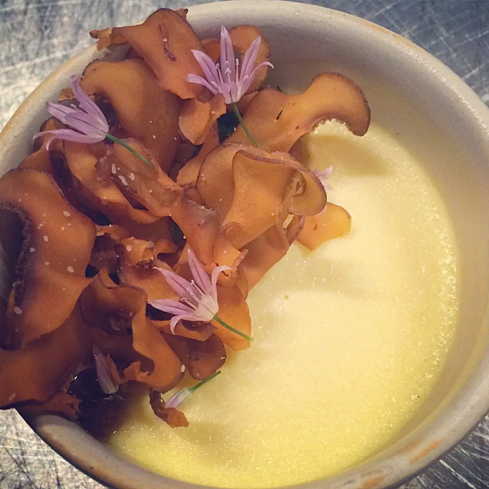 White asparagus custard, fried mushrooms, chive blossoms|andrew franciscoさん