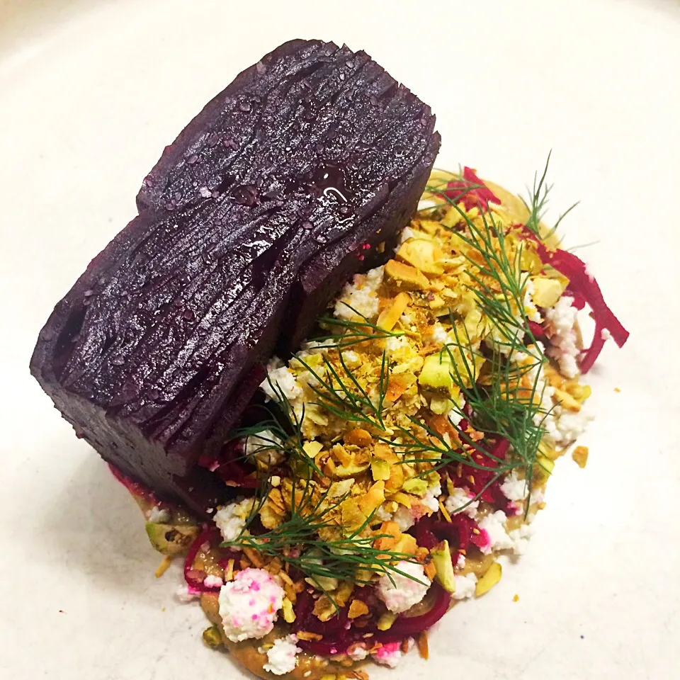 Beet terrine, pistachio, smoked curds, dill|andrew franciscoさん