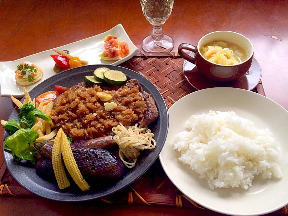 Snapdishの料理写真:Today's Dinner🍴前菜･ｺｰﾝﾁｬｳﾀﾞｰ･塩麹白ﾜｲﾝﾊﾞﾀｰｿｰｽでｼｬﾘｱﾋﾟﾝｽﾃｰｷ|🌈Ami🍻さん